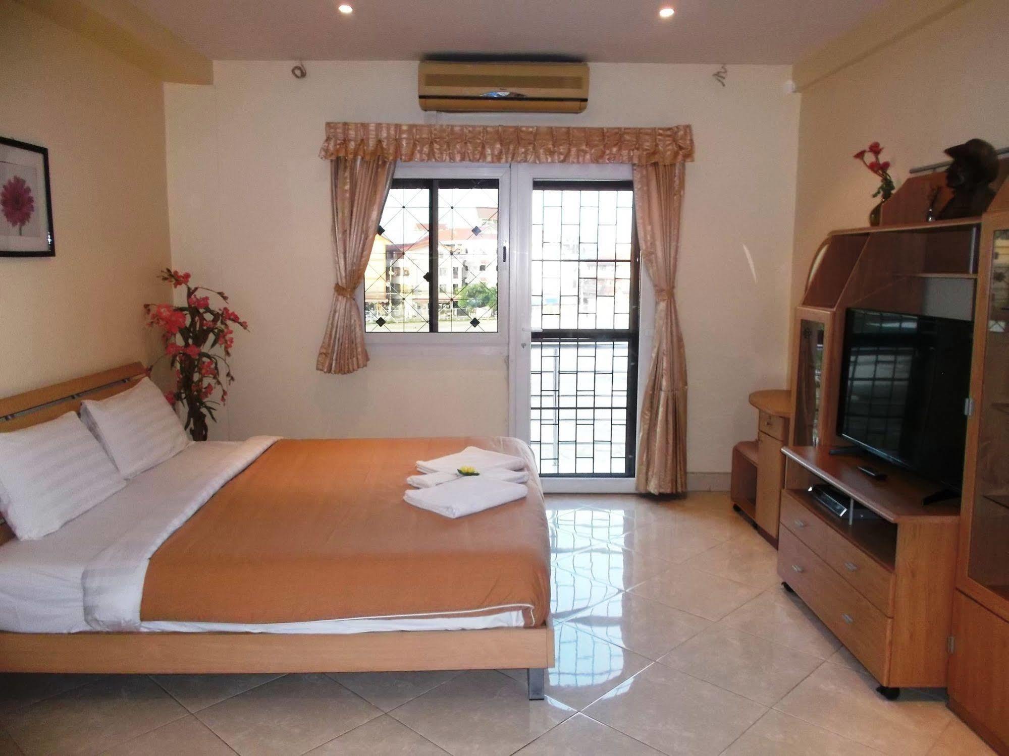 Chaiyapoon Inn Pattaya Εξωτερικό φωτογραφία
